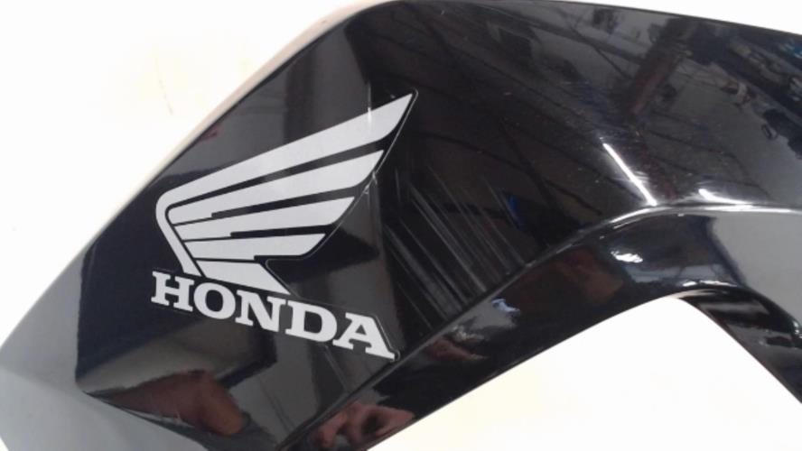 pièce détachée occasion Cache reservoir gauche HONDA