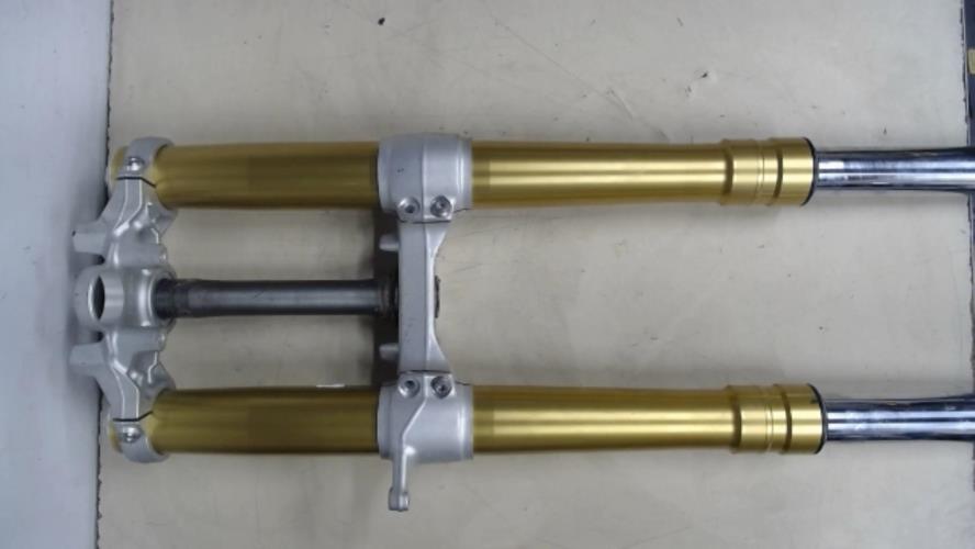 pièce détachée occasion Fourche complete BMW