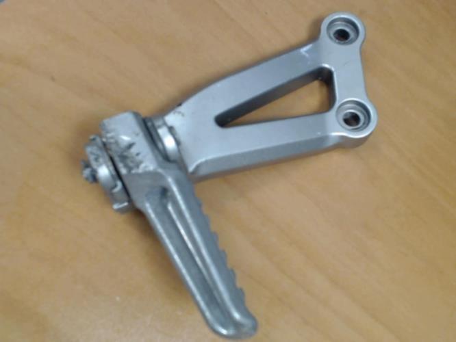 pièce détachée occasion Platine et repose pieds arriere gauche KAWASAKI