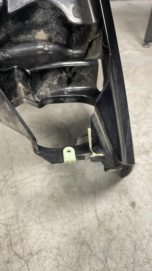 pièce détachée occasion Cache carenage face avant PEUGEOT