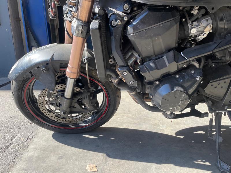 moto accidentée KAWASAKIZ 750