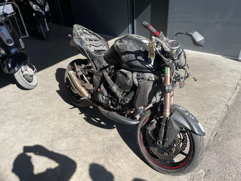 moto accidentée KAWASAKIZ 750