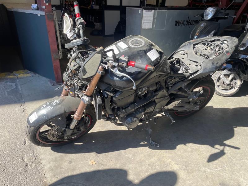 moto accidentée KAWASAKIZ 750