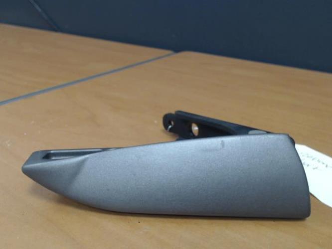 pièce détachée occasion Platine et repose pieds arriere gauche PIAGGIO