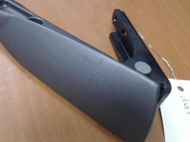 pièce détachée occasion Platine et repose pieds arriere gauche