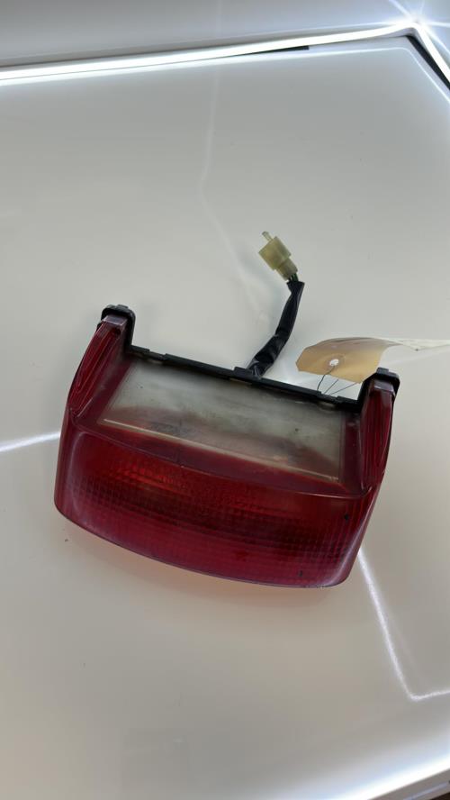Illustration de Feu arriere HONDA