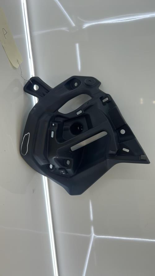 pièce détachée occasion cache carenage face avant droit YAMAHA