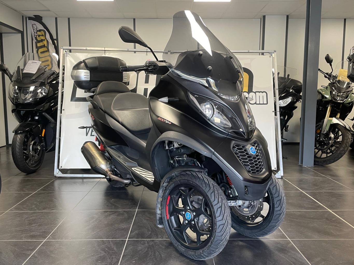 Illustration de PIAGGIOMP3 500 SPORT HPE