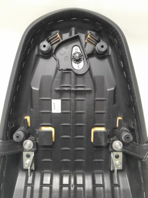 pièce détachée occasion Selle TRIUMPH