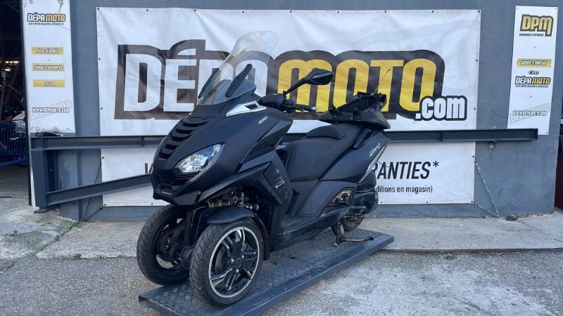 moto accidentée PEUGEOT400 METROPOLIS SW