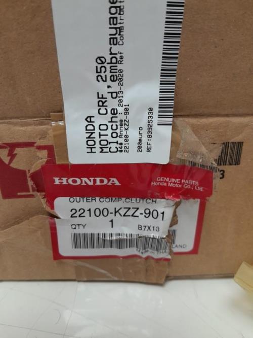 pièce détachée occasion Cloche d'embrayage HONDA