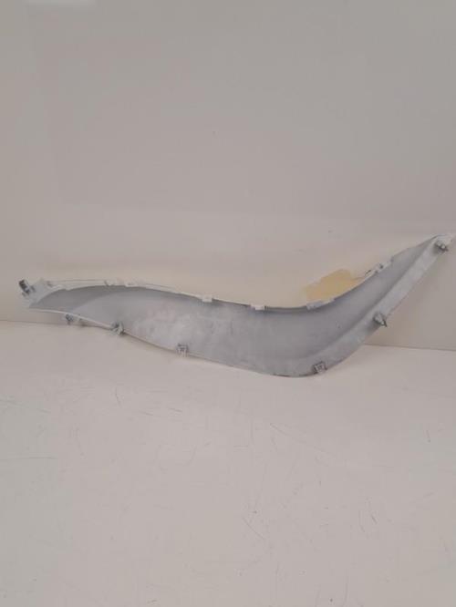 pièce détachée occasion Cache lateral droit