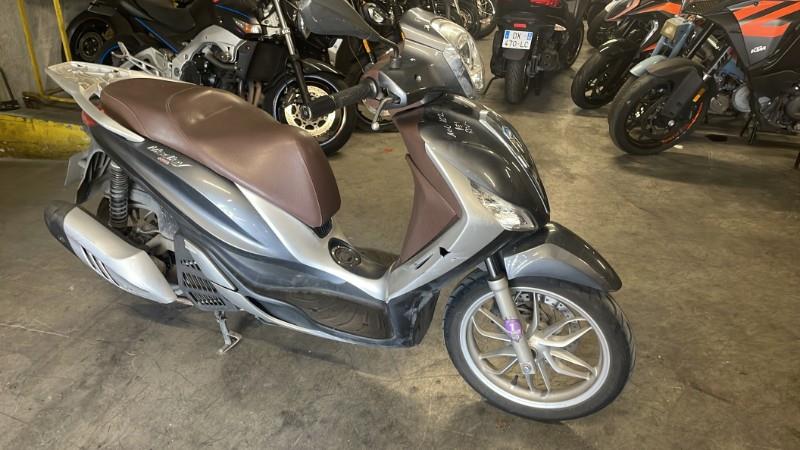 moto accidentée PIAGGIOMEDLEY