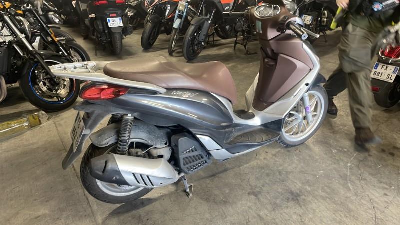 moto accidentée PIAGGIOMEDLEY