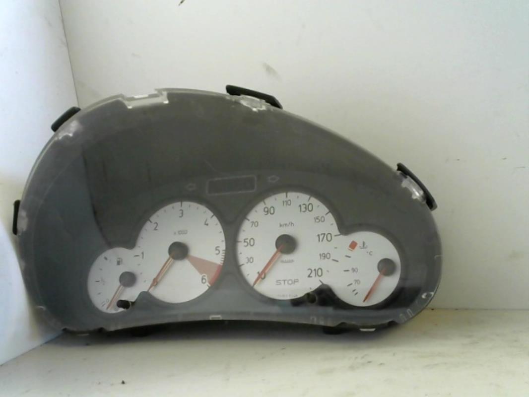 Compteur PEUGEOT 206 PHASE 1 BREAK Diesel - 1