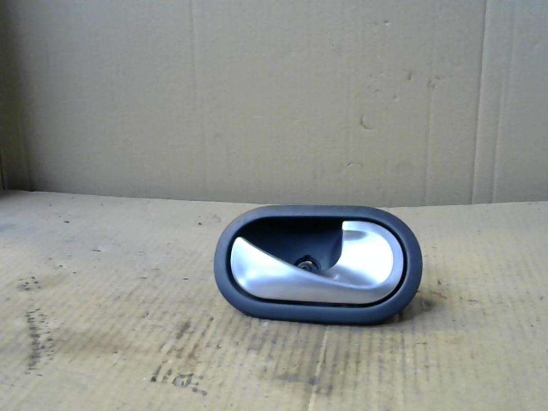 Maniglia interna posteriore destra RENAULT GRAND SCENIC 2 PHASE 1 Diésel - 1