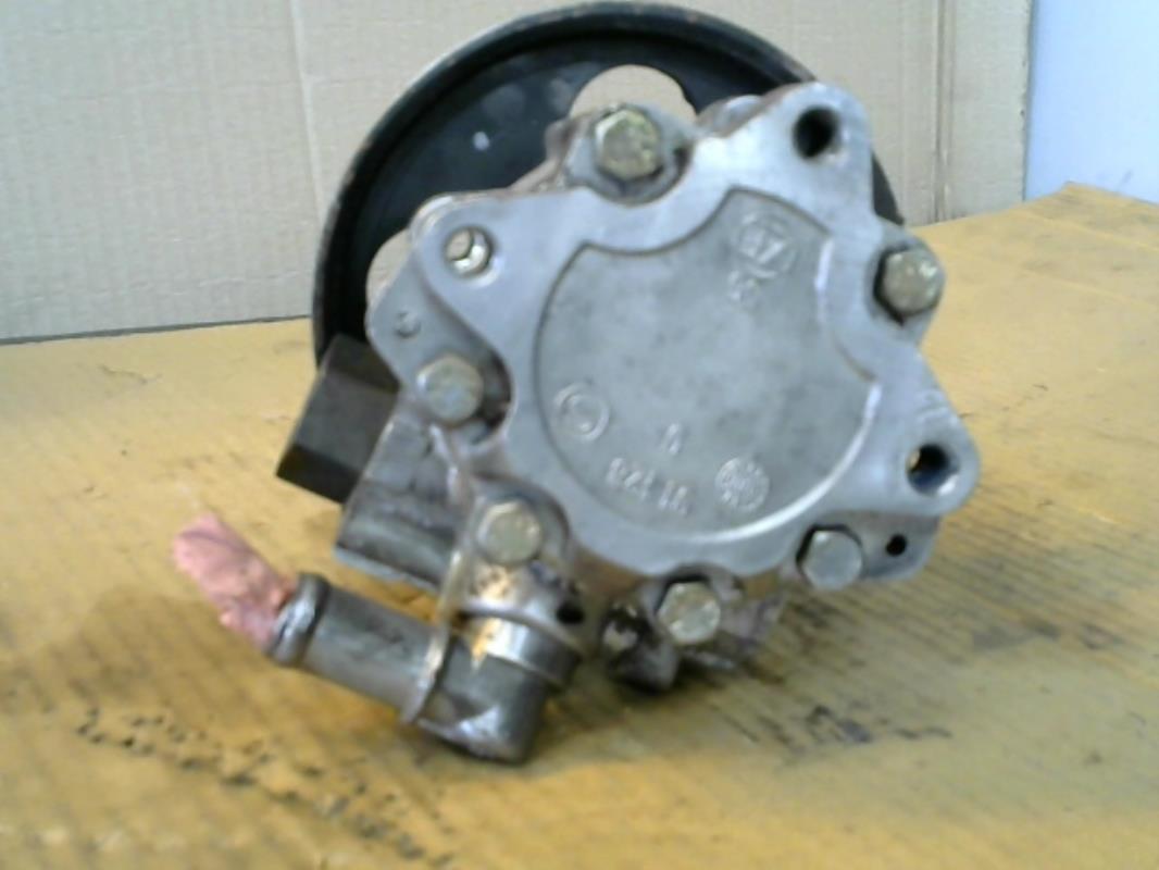 Pompe de direction PEUGEOT 807 Diesel - 1