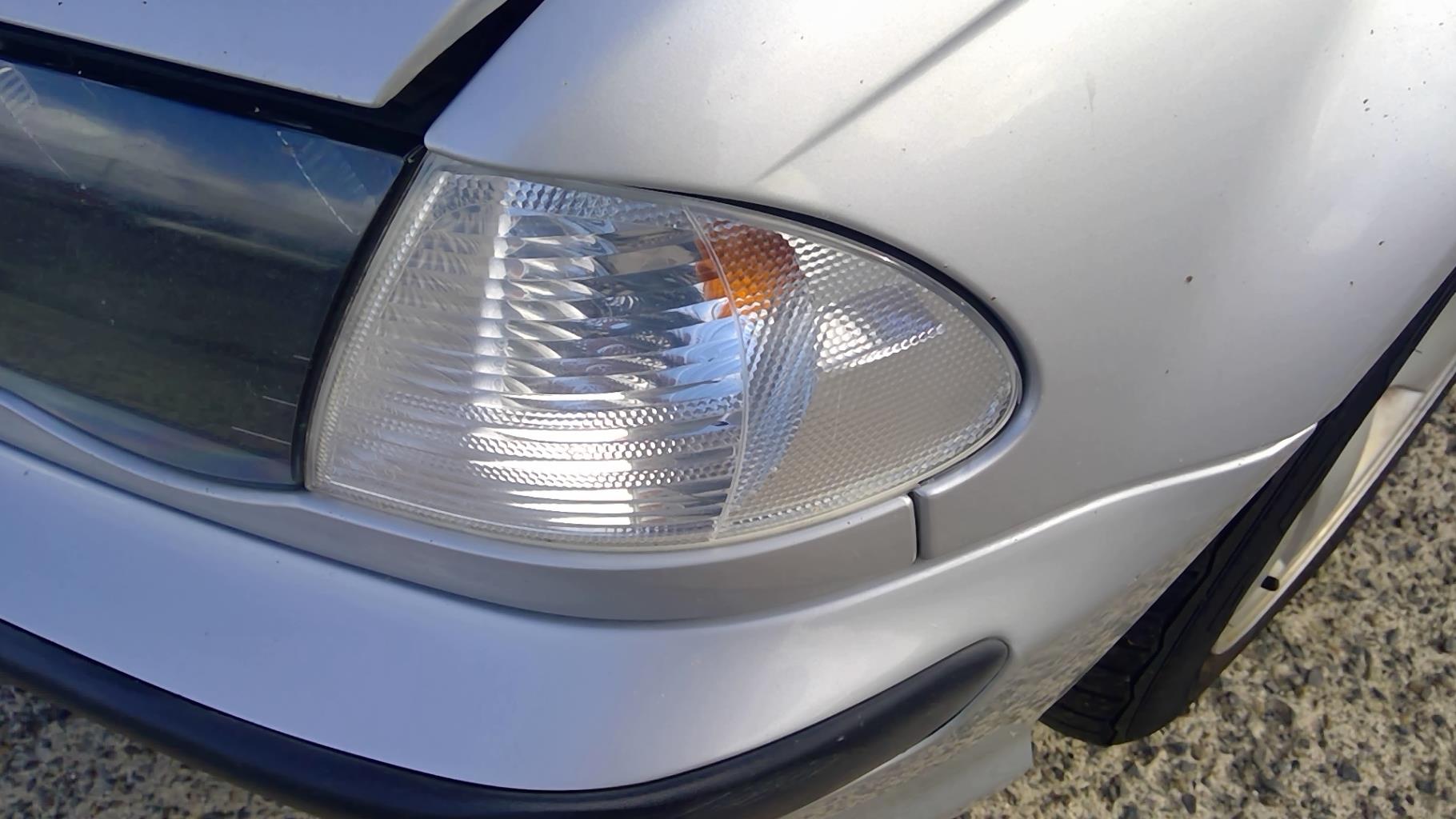Gruppo ottico anteriore secondario sinistro (luci)(freccia) BMW SERIE 3 E46 PHASE 1 Diésel - 1