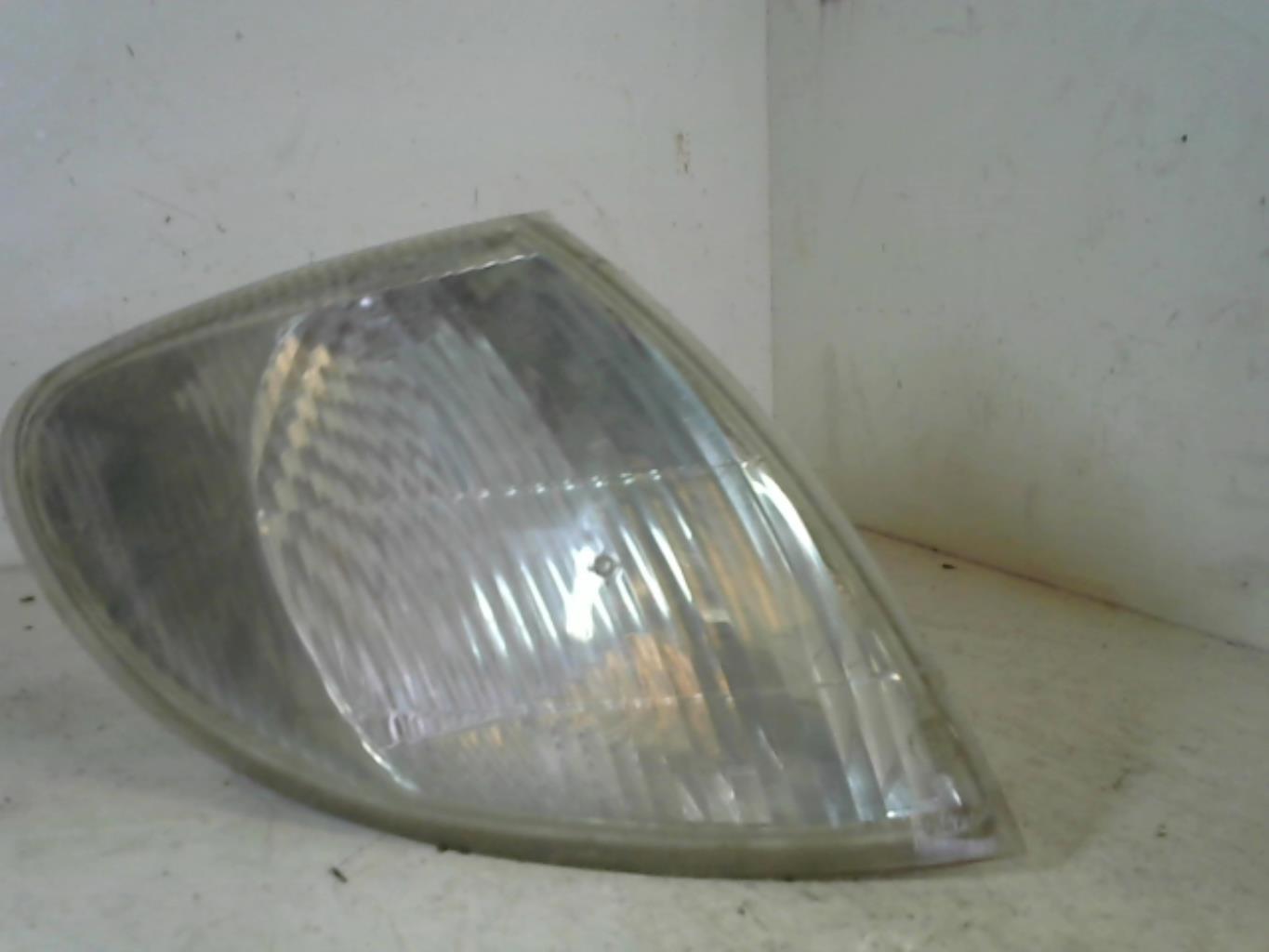 Gruppo ottico anteriore secondario destro (luci)(freccia) RENAULT LAGUNA 2  - 1