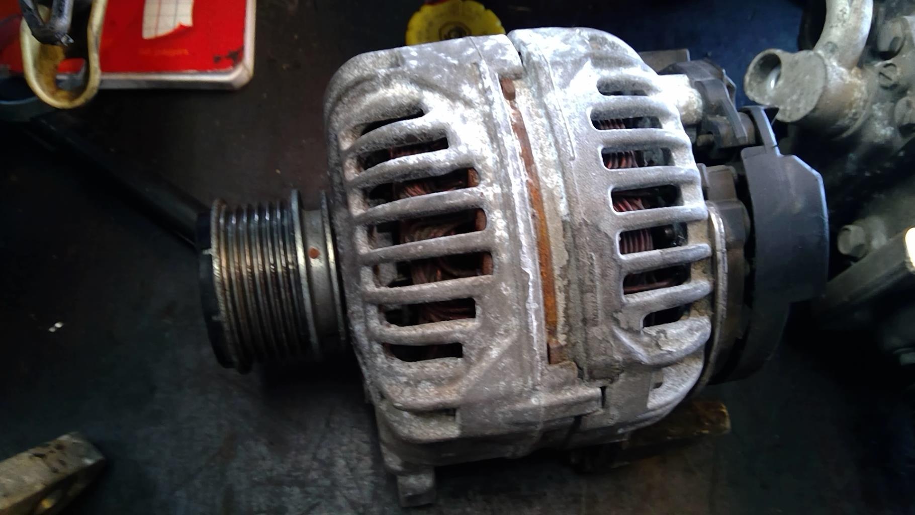 Alternatore VOLKSWAGEN GOLF 5 Diésel - 1