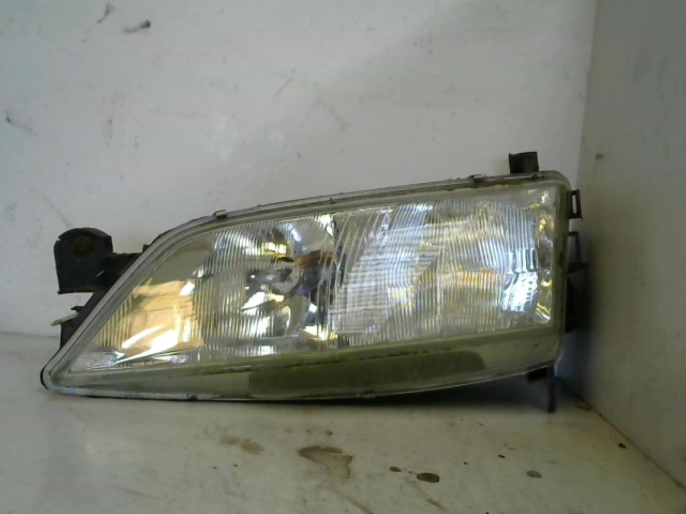Gruppo ottico anteriore principale sinistro (luci)(faro) OPEL VECTRA B PHASE 1 BREAK Diésel - 1