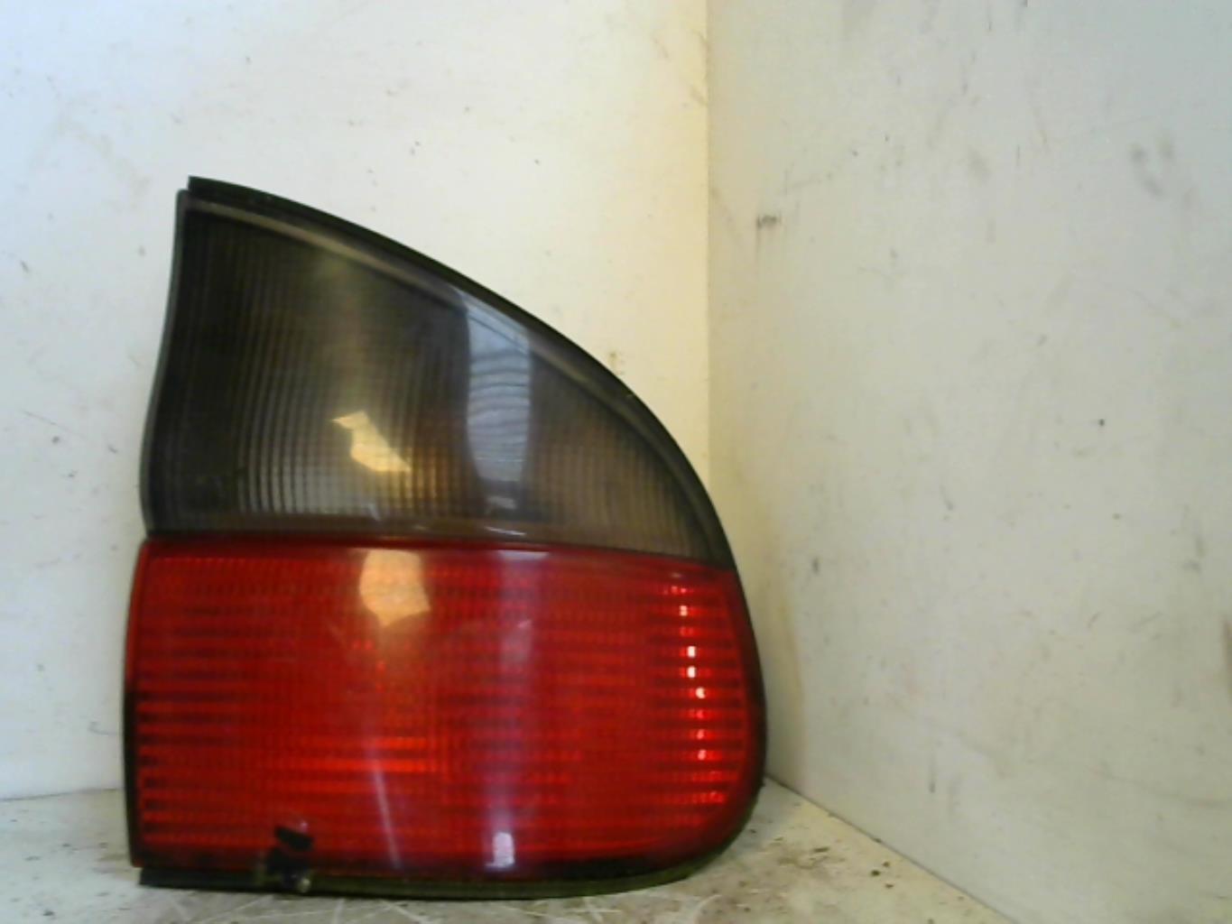 Fanale posteriore principale destro (luci) RENAULT SAFRANE PHASE 2 Diésel - 1