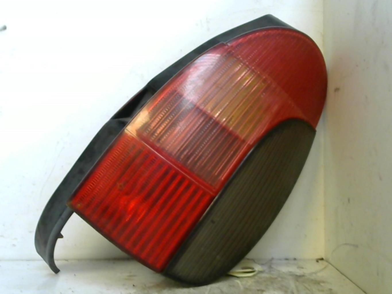 Fanale posteriore principale destro (luci) PEUGEOT 306 BREAK Diésel - 1