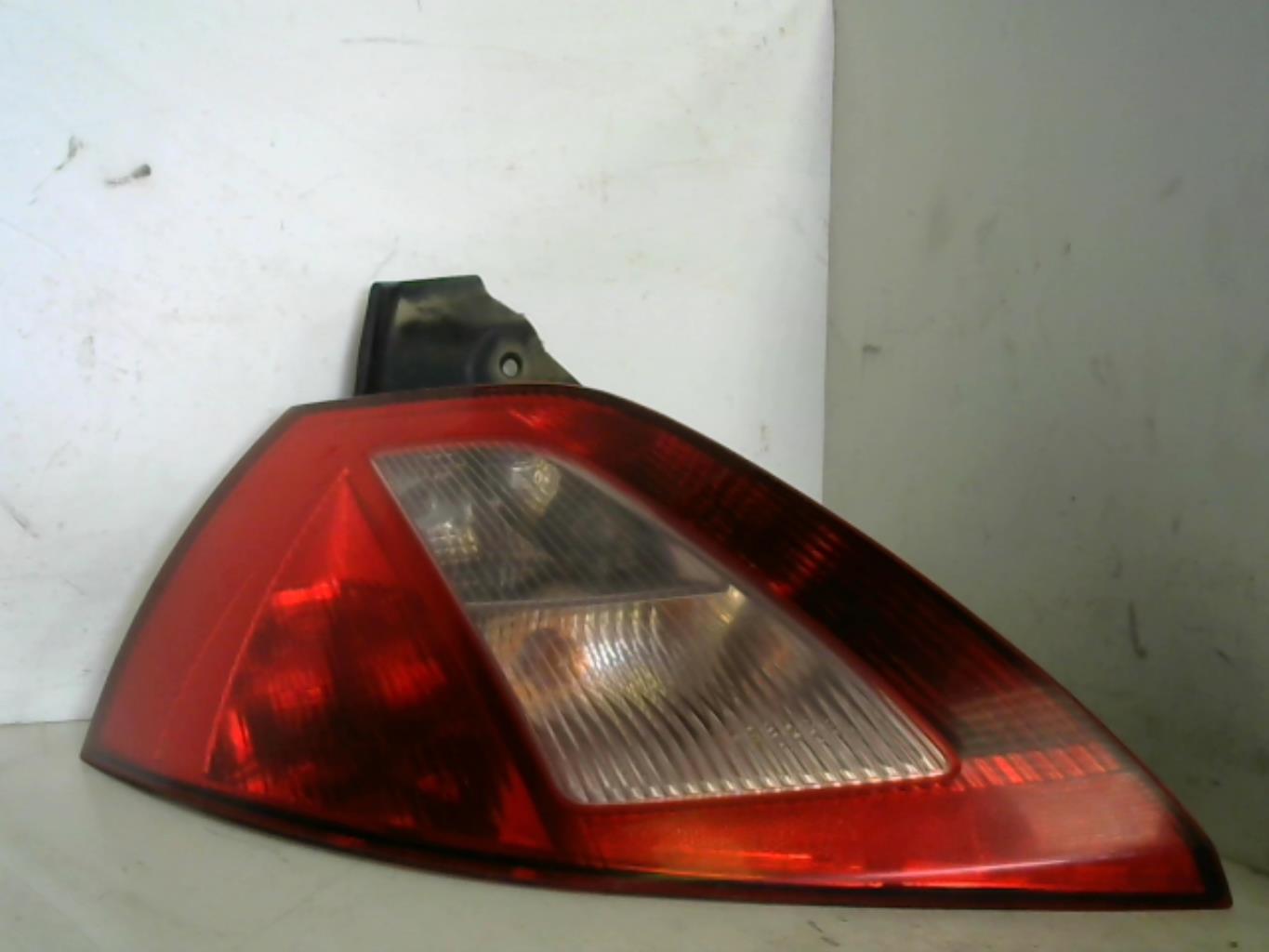 Fanale posteriore principale sinistro (luci) RENAULT MEGANE 2 PHASE 1 Diésel - 1