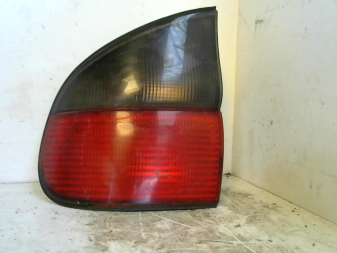 Fanale posteriore principale sinistro (luci) RENAULT SAFRANE PHASE 2 Diésel - 1