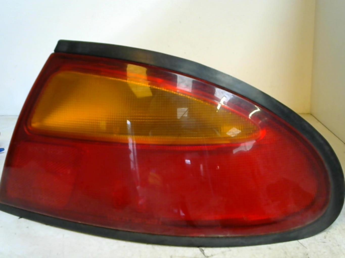 Fanale posteriore principale destro (luci) MAZDA 323 6 Gasolina - 1