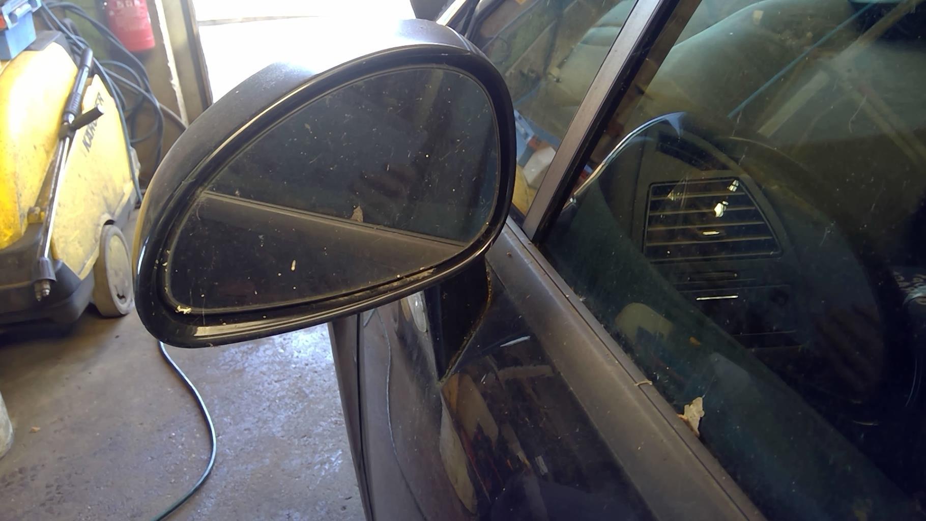 Specchietto retrovisore sinistro CITROEN C4 1 PHASE 1 Diésel - 1