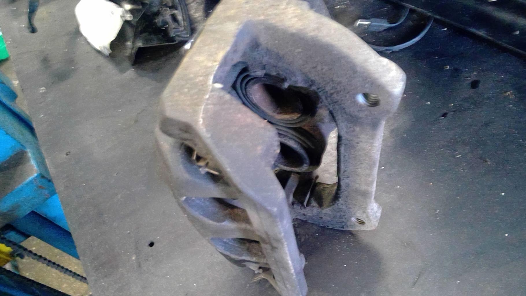 Pinza freni anteriore sinistra PEUGEOT 407 COUPE Diésel - 1