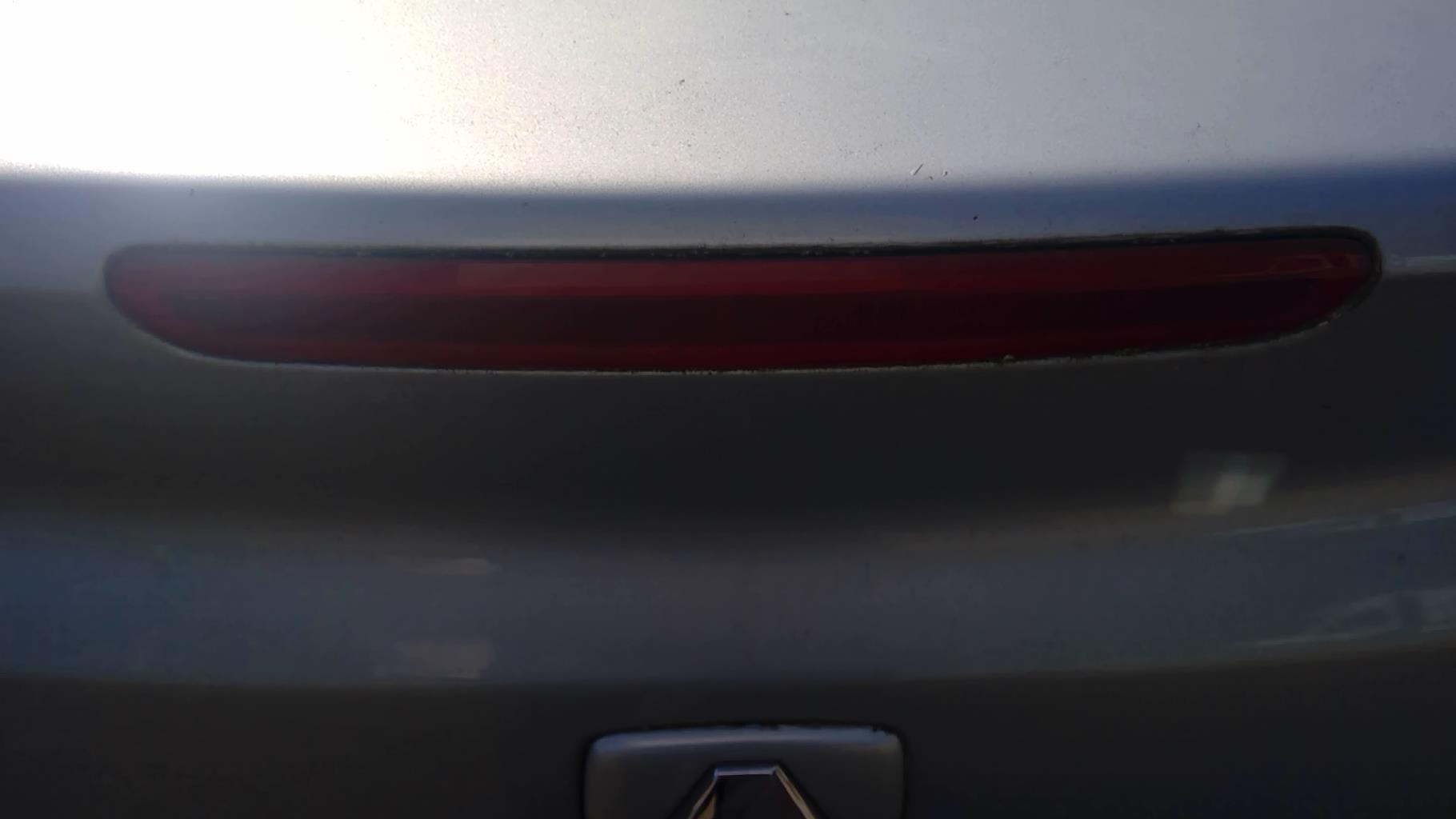 Feu arriere stop central RENAULT LAGUNA 2 PHASE 2 Essence - 1