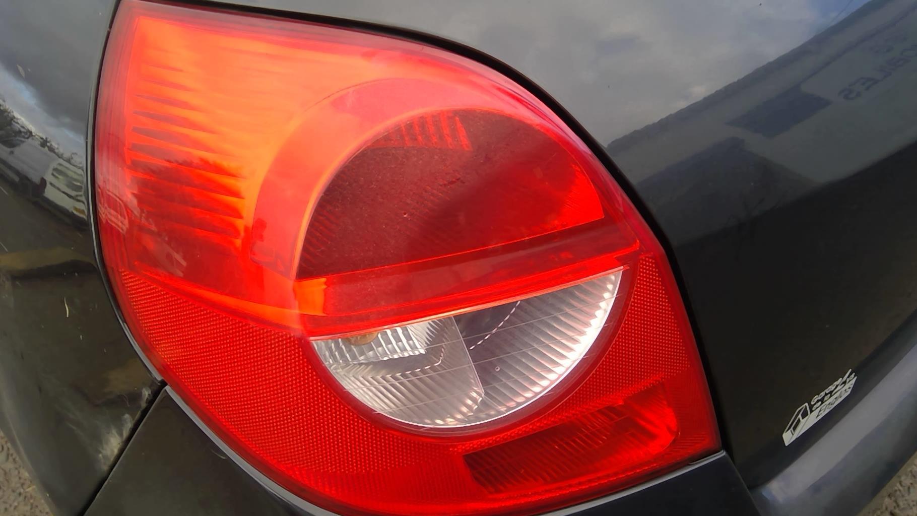 Fanale posteriore principale sinistro (luci) RENAULT CLIO 3 PHASE 1 Diésel - 1