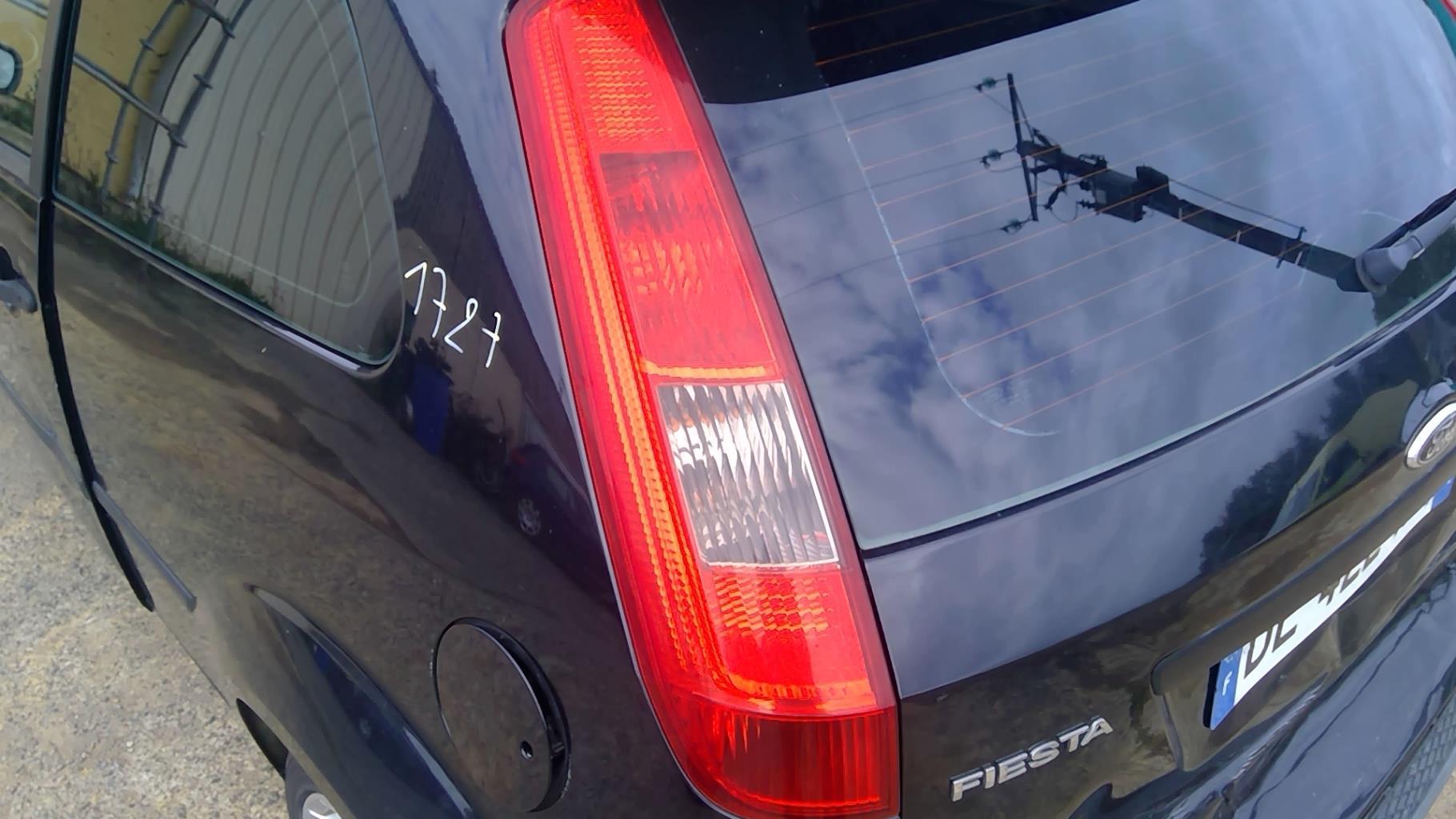 Fanale posteriore principale sinistro (luci) FORD FIESTA 5 PHASE 1 Diésel - 1