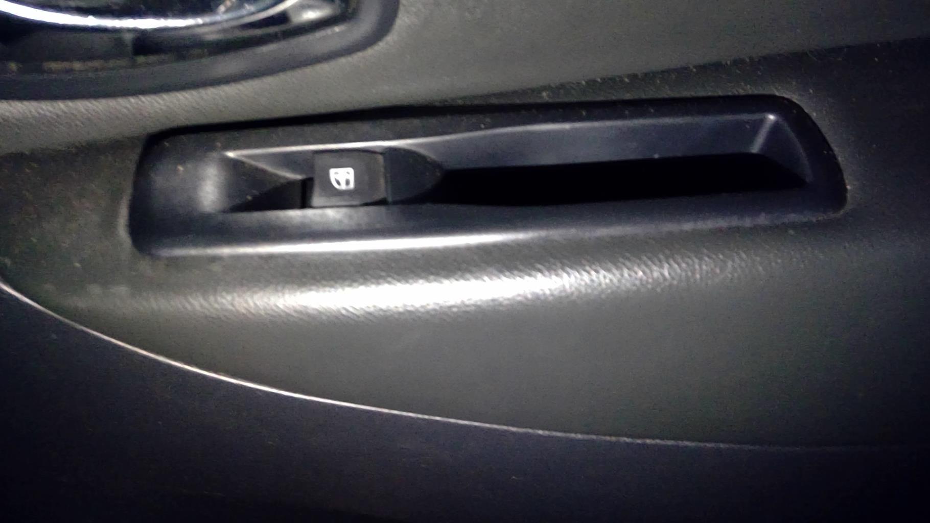 Interruttore lavacristalli posteriore destro RENAULT SCENIC 3 PHASE 2 Diésel - 1
