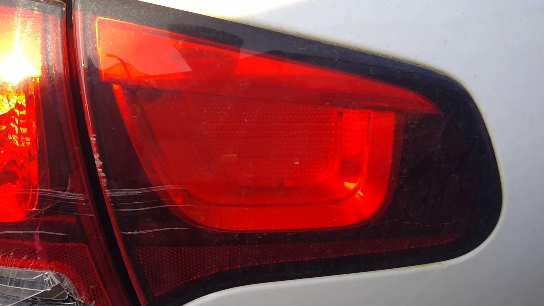 Feu arriere secondaire gauche (feux) CITROEN C3 2 PHASE 1 Diesel - 1