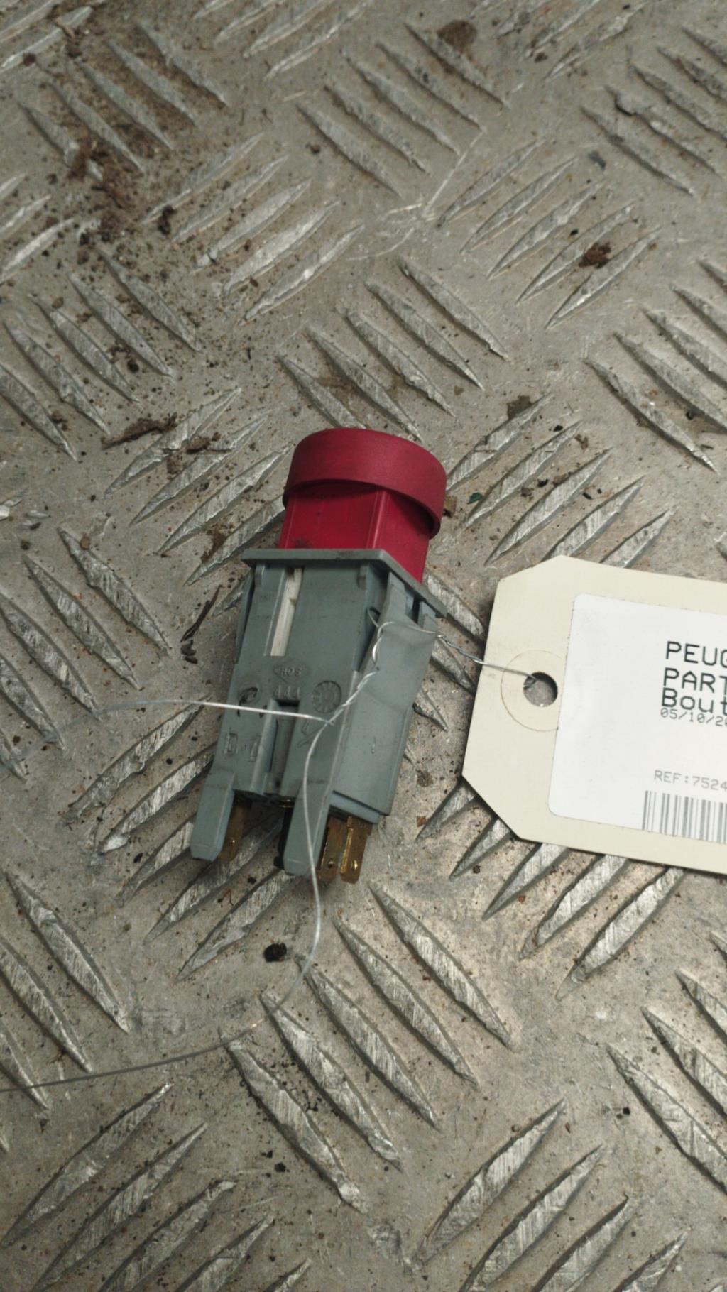 Bouton de warning PEUGEOT PARTNER 1 PHASE 1 Diesel - 1