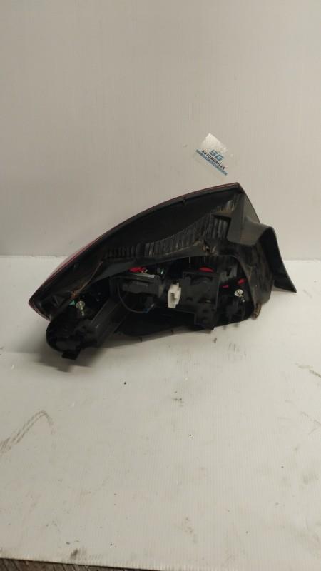 Fanale posteriore principale destro (luci) PEUGEOT 407 PHASE 1 Diésel - 1