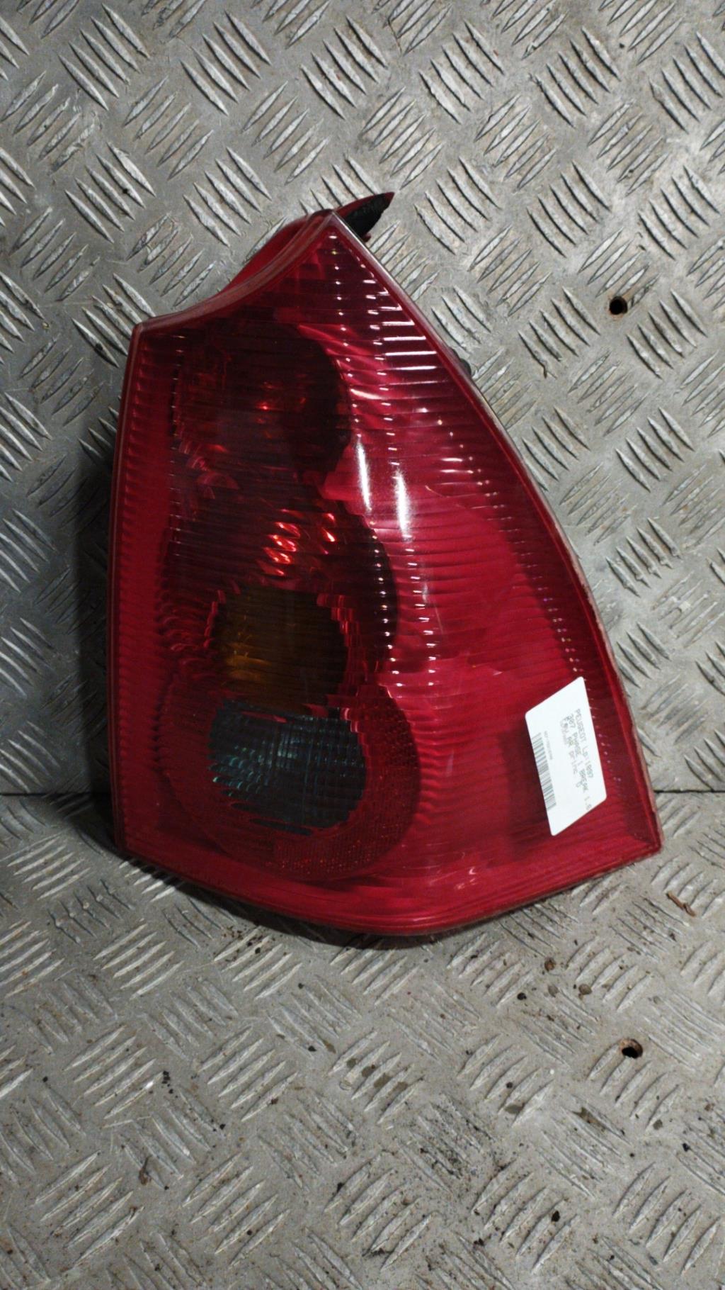 Fanale posteriore principale destro (luci) PEUGEOT 307 PHASE 1 BREAK Diésel - 1