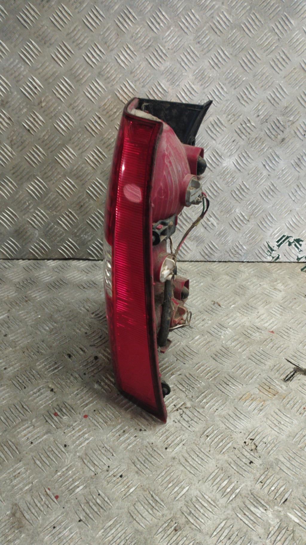 Fanale posteriore principale destro (luci) KIA SPORTAGE 2 PHASE 1 Diésel - 1
