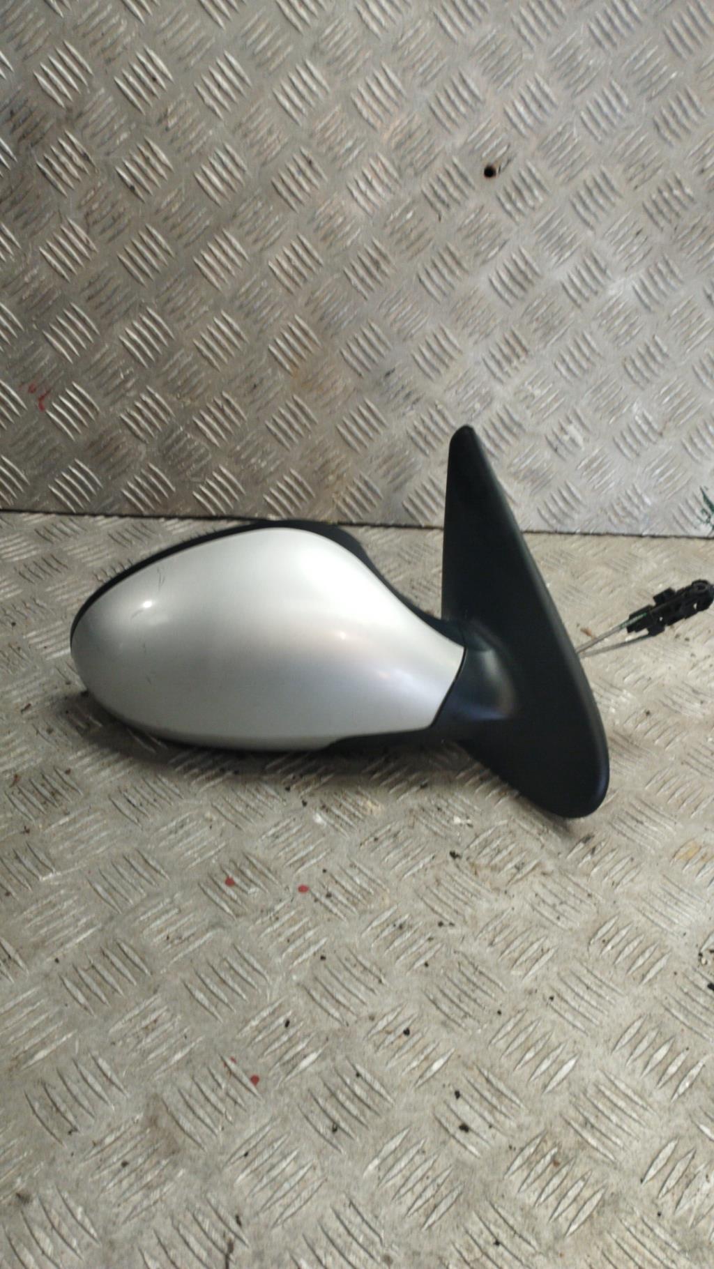 Retrovisor derecho SEAT LEON 1 Gasolina - 1
