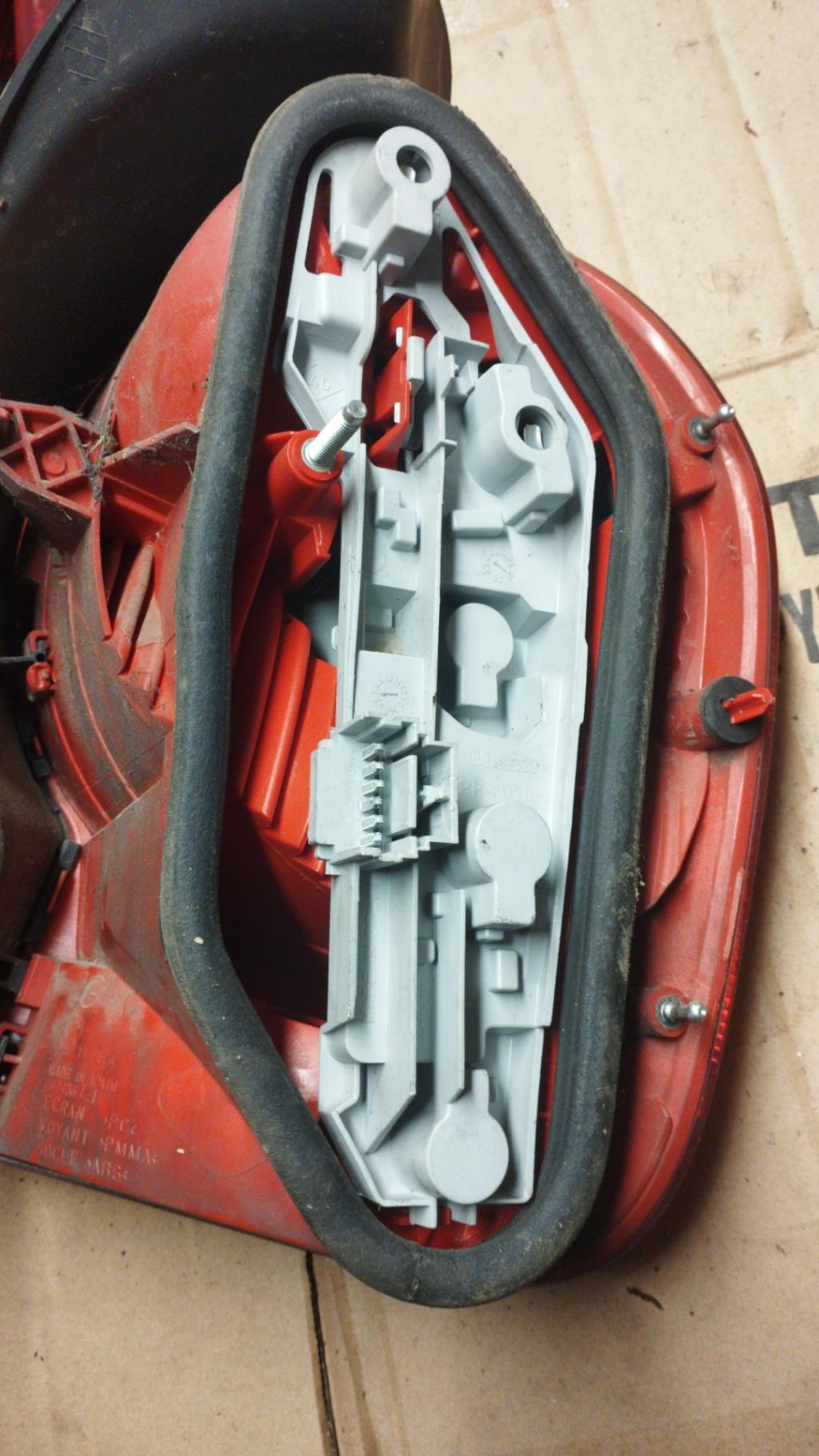 Fanale posteriore principale sinistro (luci) RENAULT MODUS PHASE 1 Diésel - 1