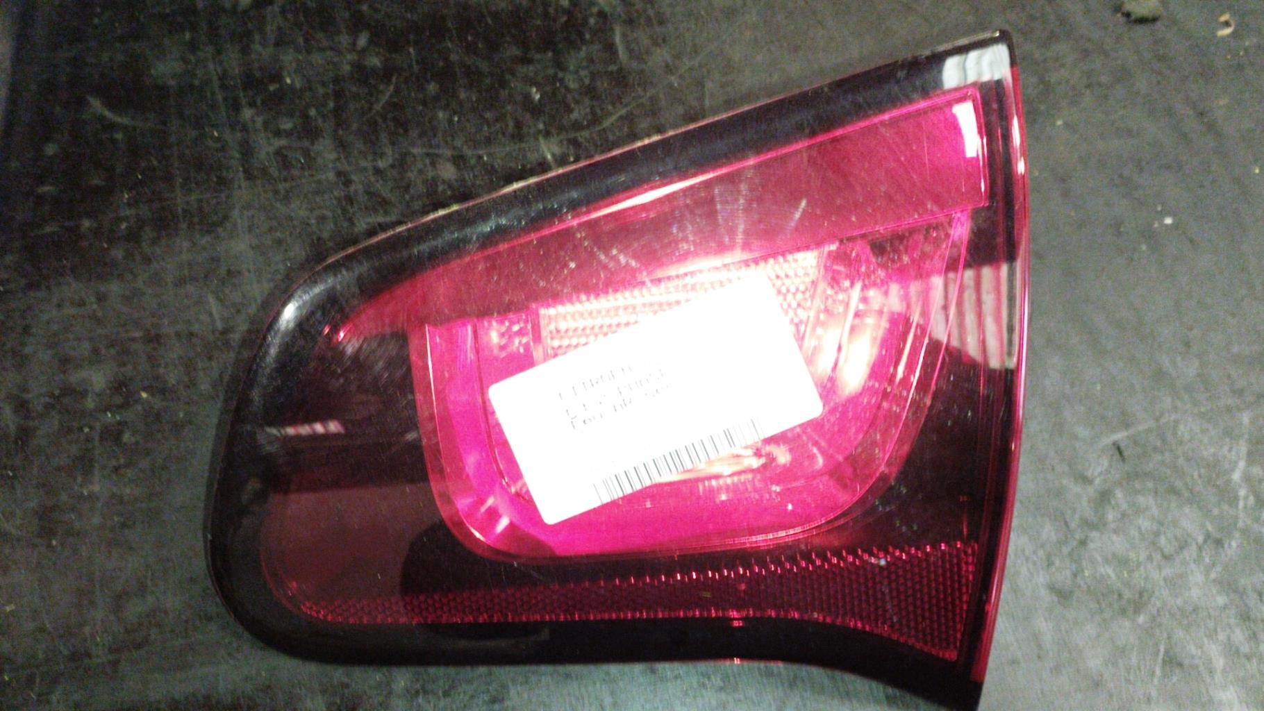 Feu arriere secondaire droit (feux) CITROEN C3 2 PHASE 1 Diesel - 1