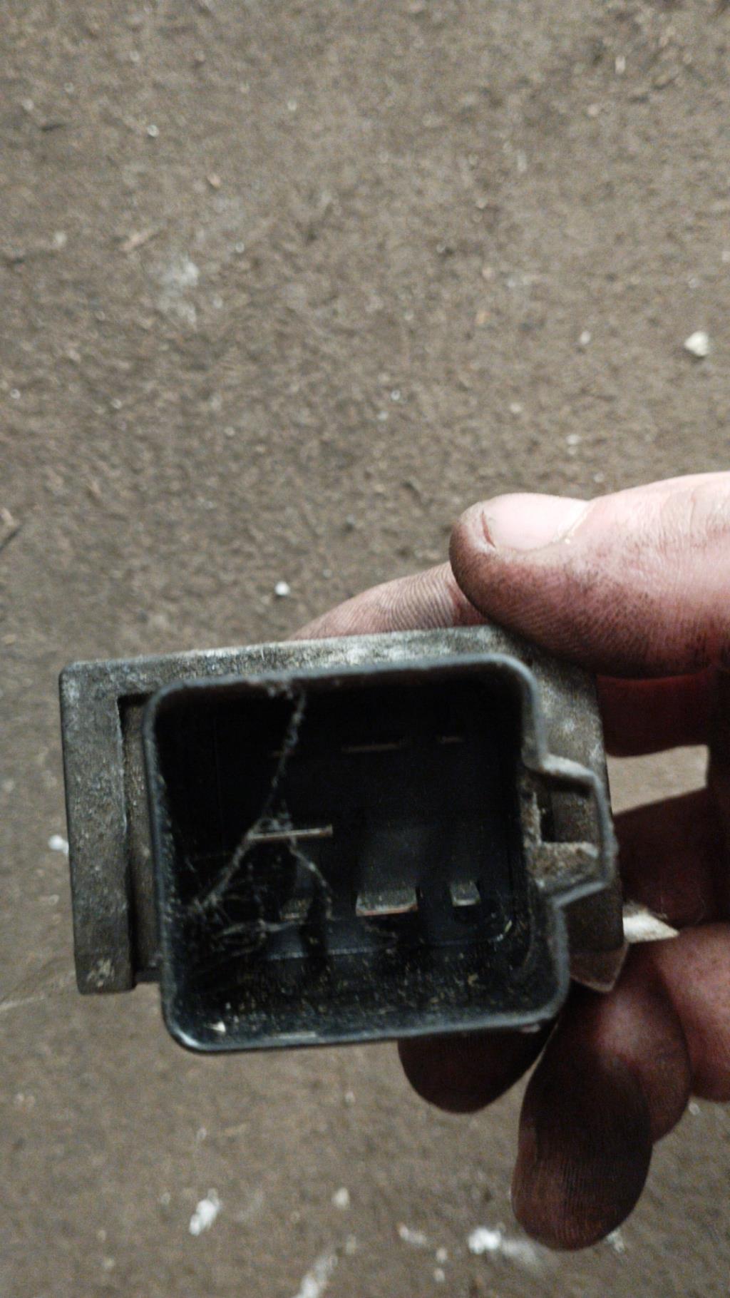 Relais de prechauffage RENAULT CLIO 2 PHASE 2 Diesel - 1