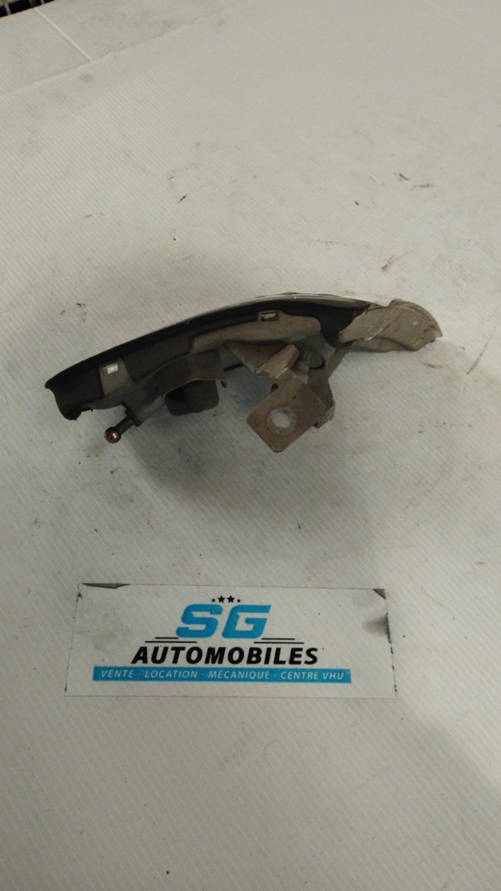 Veilleuse avant gauche MAZDA 323 5 PHASE 1 Diesel - 1