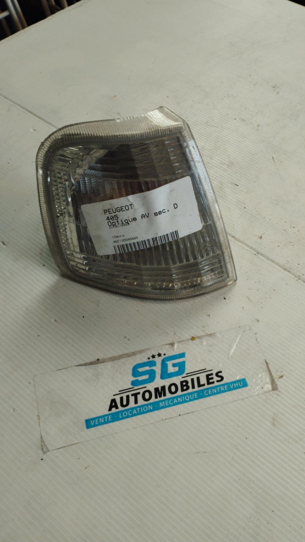Gruppo ottico anteriore secondario destro (luci)(freccia) PEUGEOT 405  - 1