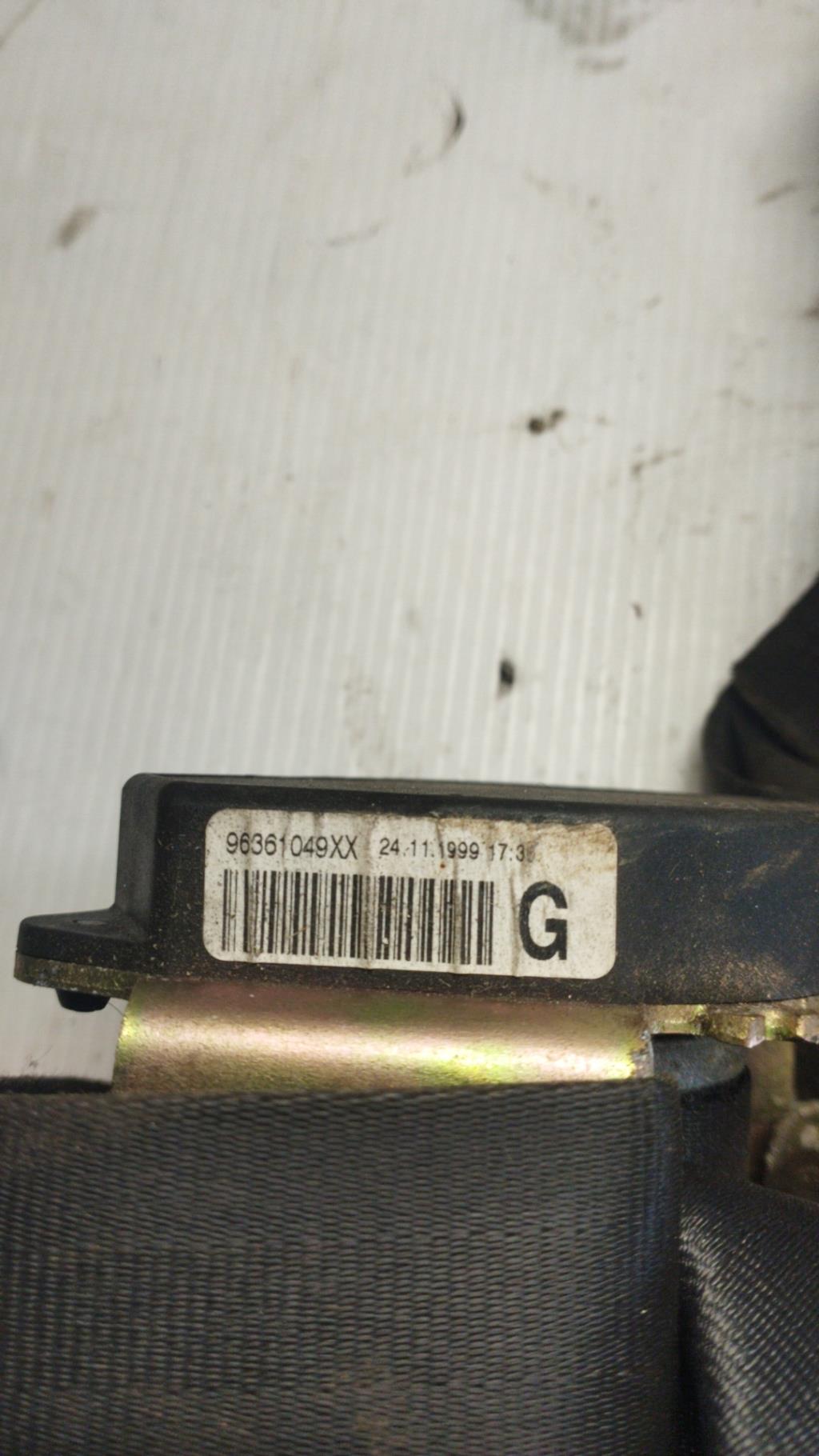 Aggancio cintura sicurezza anteriore sinistro PEUGEOT 206 Diésel - 1