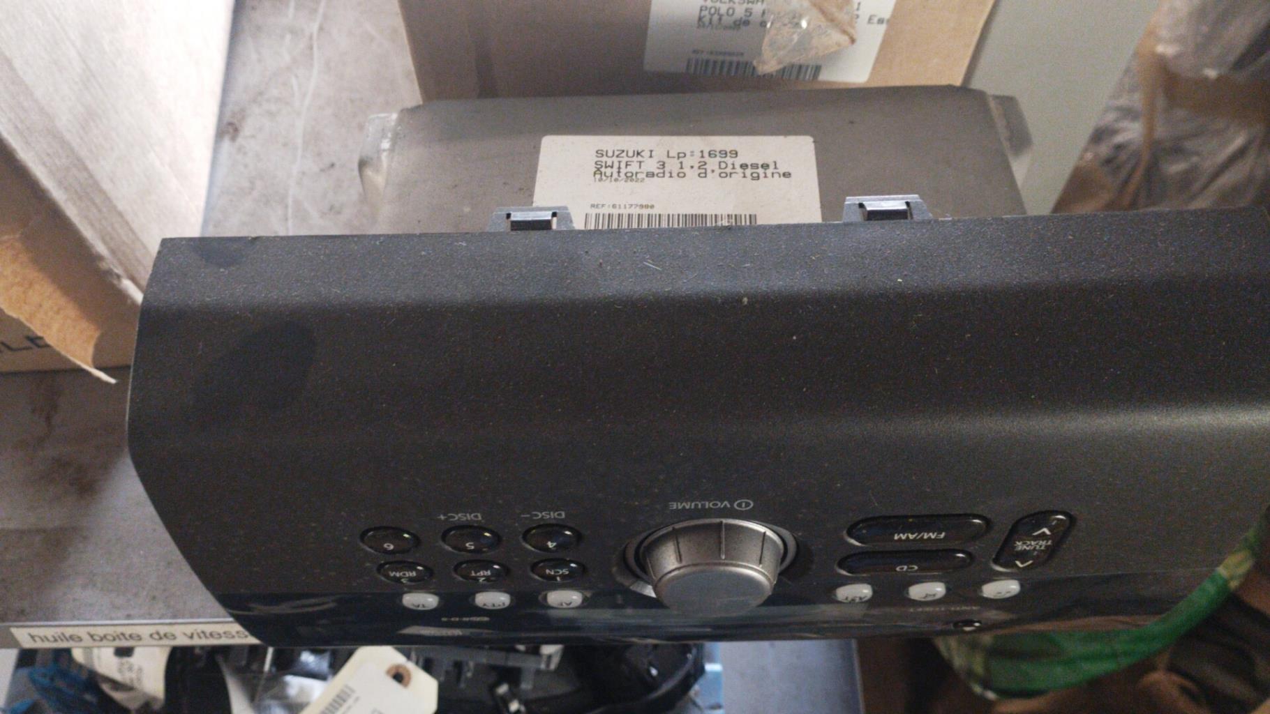 Autoradio originale SUZUKI SWIFT 3 Diésel - 1