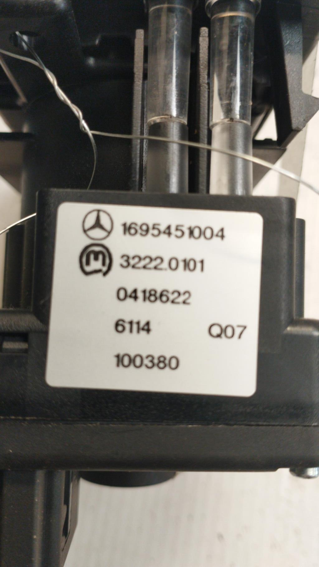 Commande de phare MERCEDES CLASSE B 245 PHASE 1 Diesel - 1